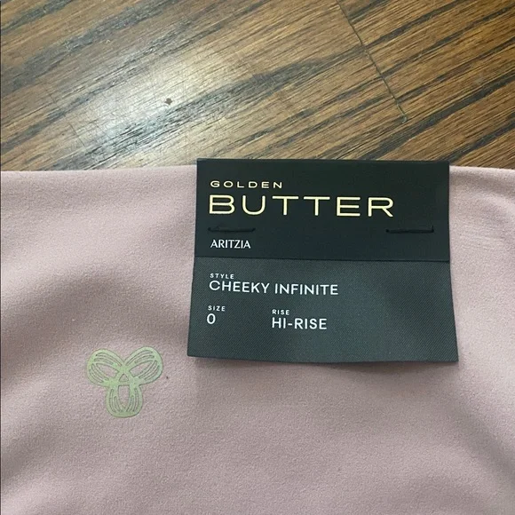 NWT Aritzia Cheeky Infinite Golden Butter Leggings Size 0 - Picture 4 of 6